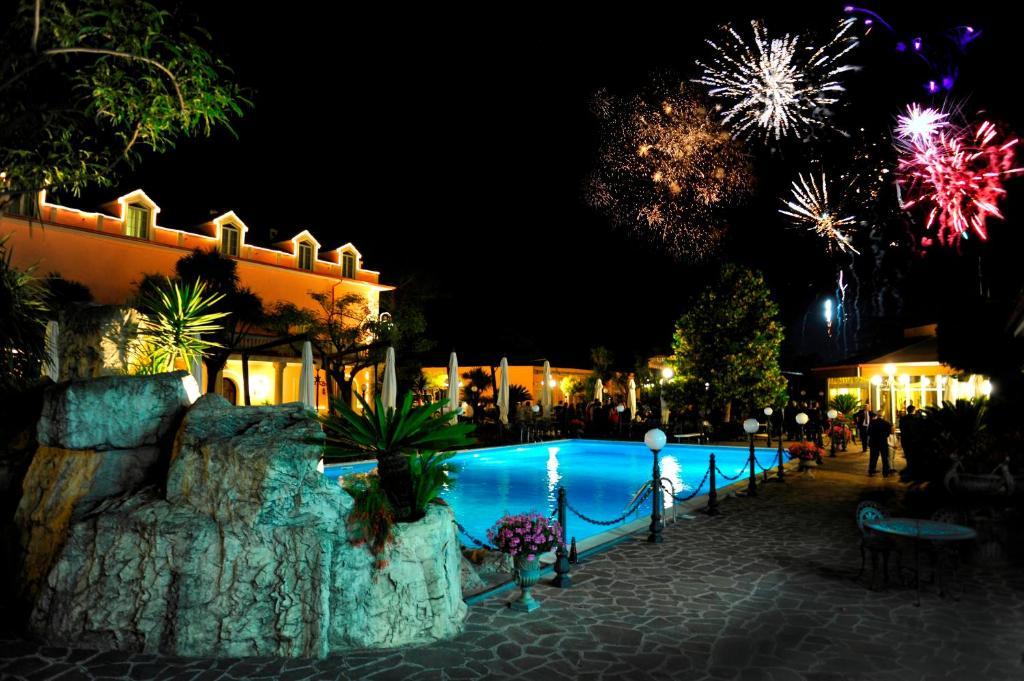 Resort Villa Antica Eboli Exterior photo